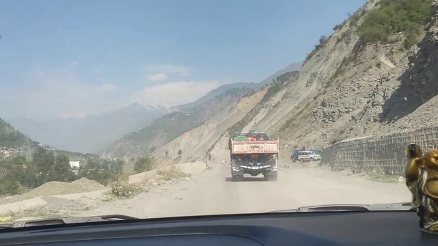 SRINAGAR TRIP VLOG (Khoni nalla ma girta girta bach gya 😱)#jammu #india #instagram #srinagar #reels смотреть онлайн