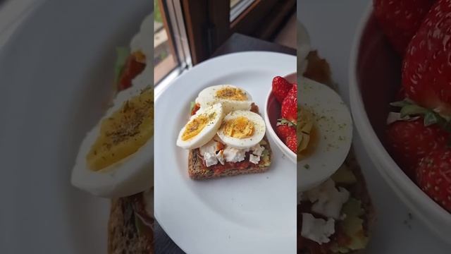 Класическа закуска по Зоната смотреть онлайн