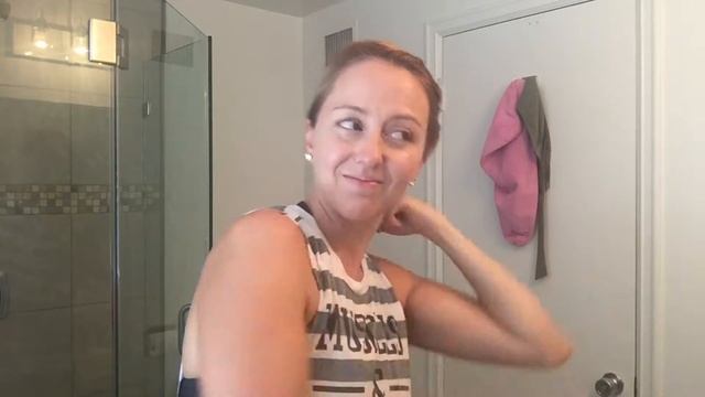 Is it too hot and sweaty for makeup? смотреть онлайн