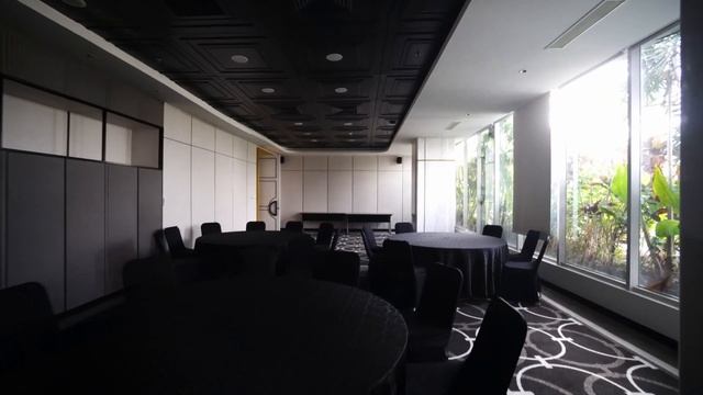 Luxurious 5 Star Hotel Grand Mercure Surabaya City смотреть онлайн
