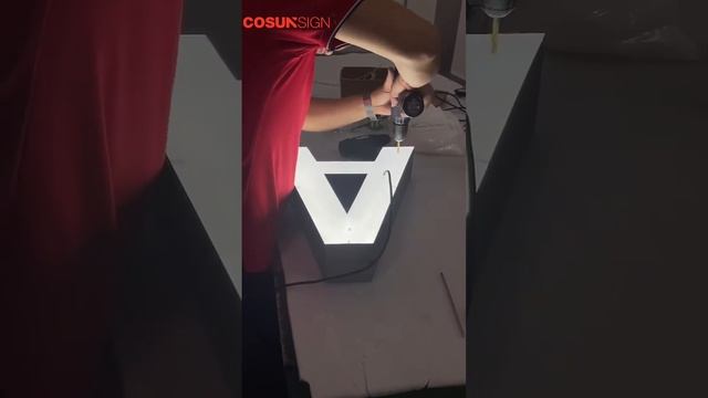 Assembly process of custom backlit signs metal outdoor смотреть онлайн