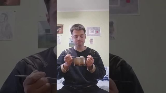 Я ем кашу..А как у вас проходит день?) смотреть онлайн
