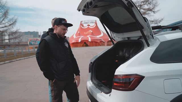 Такого вы еще не видели! Единственная Lada Vesta с уникальной аудиосистемой! смотреть онлайн