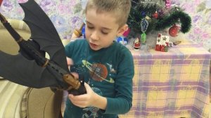 Обзор игрушки Беззубик от ребенка