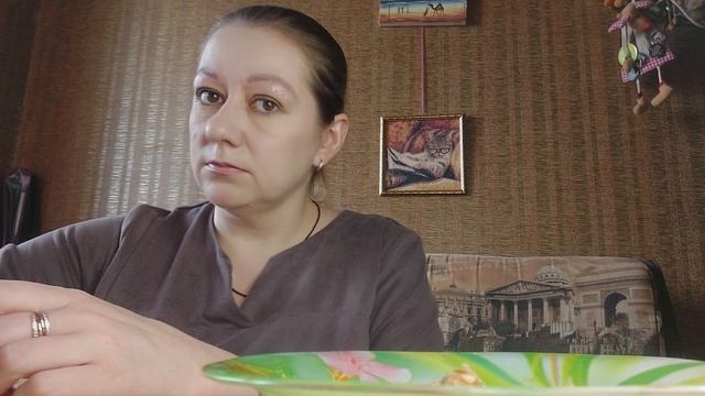 Маргарита Каракозова, 38 лет, роль - "Кухарка", "Круги на воде", сцена 2 смотреть онлайн