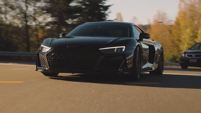 Последняя Audi R8 смотреть онлайн