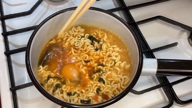Рамен как по домашнему. Очередная корейская кухня смотреть онлайн
