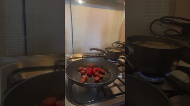 Maltagliati al sugo di pomodoro смотреть онлайн