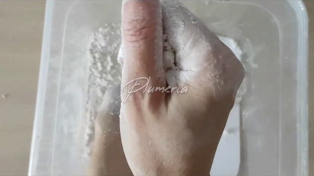 ASMR Chalk Cutting Sounds. Chalky crunch. Chalk Heart. Happy Valentine’s Day Хруст постукивания мел смотреть онлайн