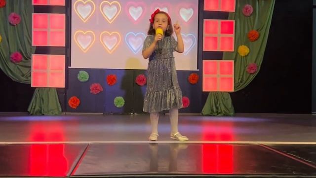 Никам Кая (6 лет) - Я учу Английский