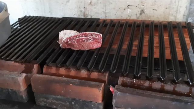 SHOULDER STEAK смотреть онлайн
