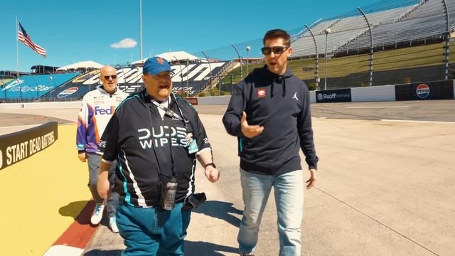Frank Walks Episode 8 with Denny Hamlin on Nascar's Oldest Track | presented by BODYARMOR смотреть онлайн