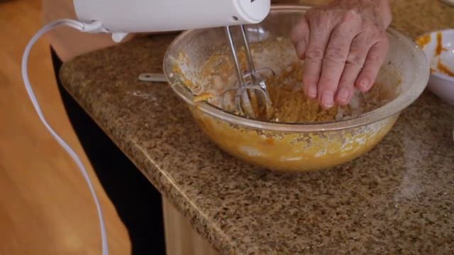 DOG BIRTHDAY CAKE (Easy Delicious Dog Cake Recipe) смотреть онлайн