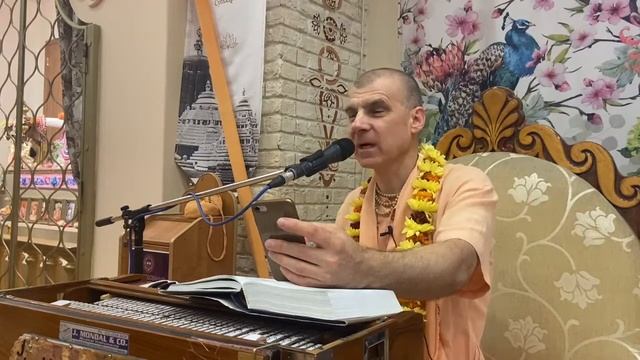 Прабхупада и Джи-би-си: как относиться к людям других вероисповеданий. Москва, 07.08.21 смотреть онлайн
