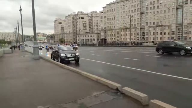 Кортеж Путина смотреть онлайн