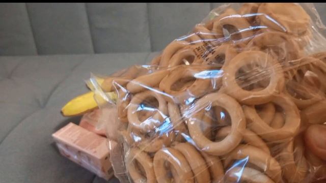 Эти продукты мы взяли в поездку на море. смотреть онлайн