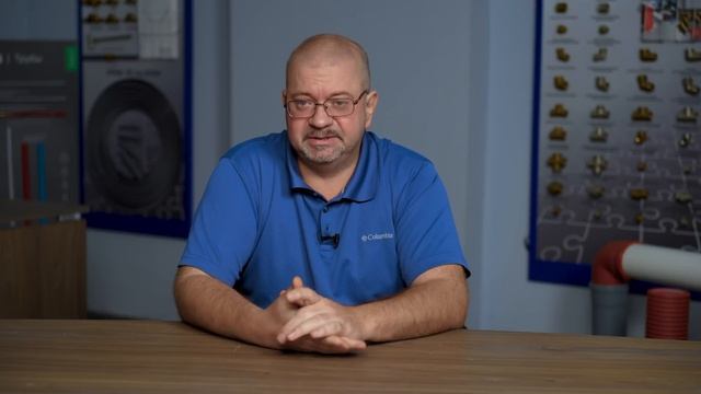 Какой теплый пол ЛУЧШЕ: пленочный, водяной или электрический? / Сравнение ВСЕХ видов теплых полов! смотреть онлайн