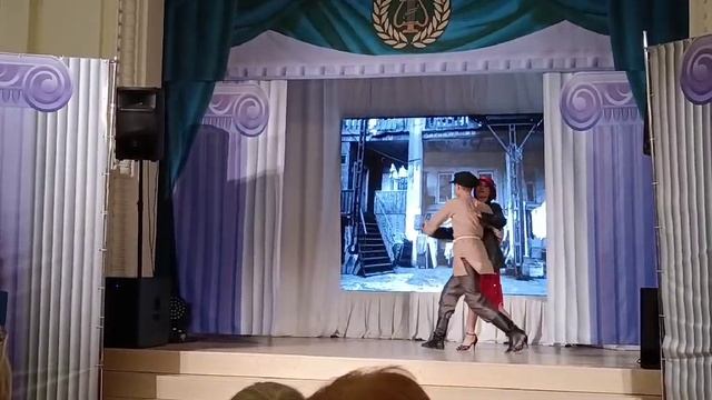 Бандитский танец Мурка. Исполняет дуэт Садомских. смотреть онлайн