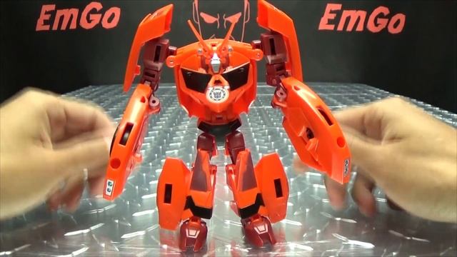 Robots In Disguise Warrior BISK: EmGo's Transformers Reviews N' Stuff