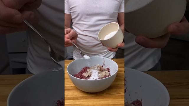 Разве бывают котлеты без мяса ? Смотрите сами! Рецепт для тех, кто любит кушать. смотреть онлайн