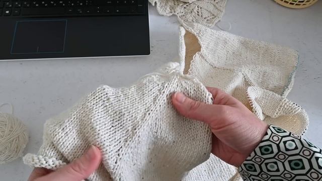 ПЕРЕВЯЗАЛА НЕУДАЧНЫЙ ТОП / ГОТОВОЕ ИЗДЕЛИЕ ИЗ ПРЯЖИ С ШЕЛКОМ /МАРАФОН "ПЕРЕДЕЛКИ" / Video №2 смотреть онлайн