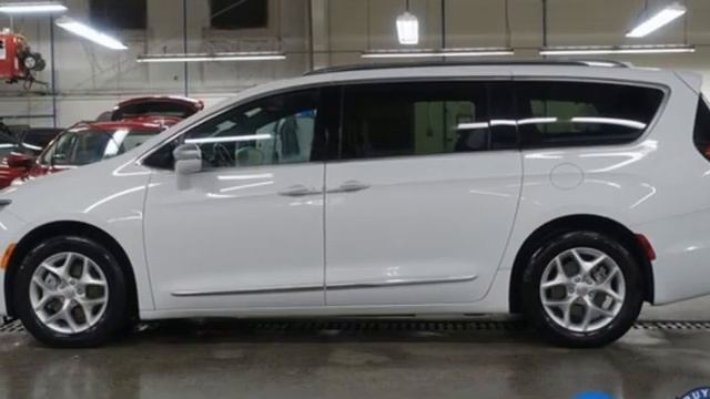 Used 2020 Chrysler Pacifica Lima OH Dayton, OH #74143Z смотреть онлайн