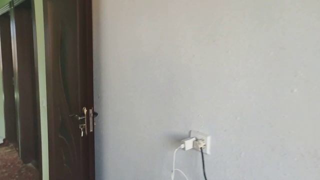 таёр Уйча 3-хона 3-этаж манзил:Шарк Бозорча нархи:32000 тел:881820002 смотреть онлайн