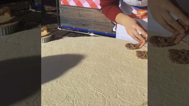 Карачаевские хычыны с мясом смотреть онлайн