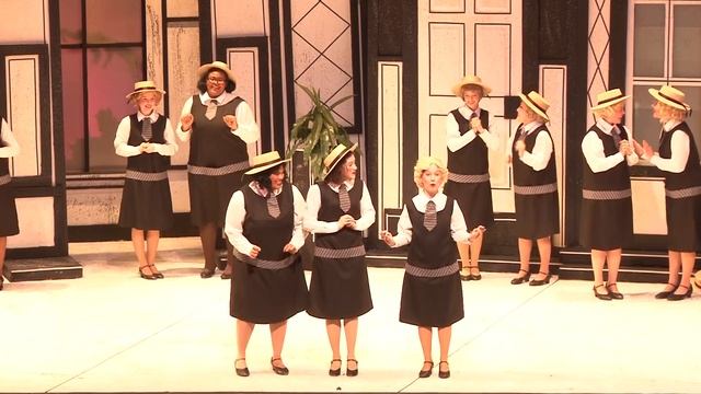 Friends Univeristy The Mikado Act 1 смотреть онлайн