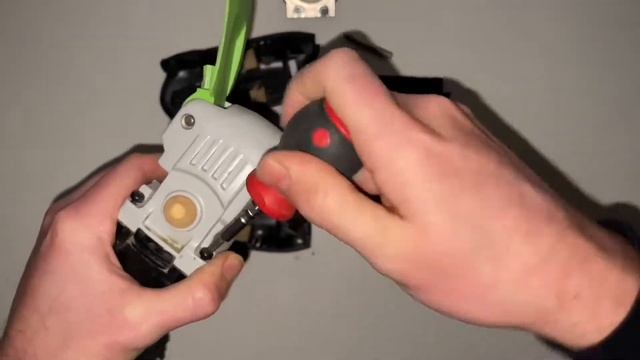 Festool Vecturo OSC18 oscillating multi tool - Teardown part 1 смотреть онлайн