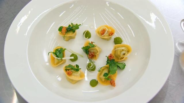 Elevated Pea & Ricotta Tortellini | MasterChef UK | MasterChef World смотреть онлайн