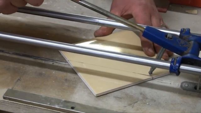 Cutting Tiles 2.) 45 degree cut смотреть онлайн