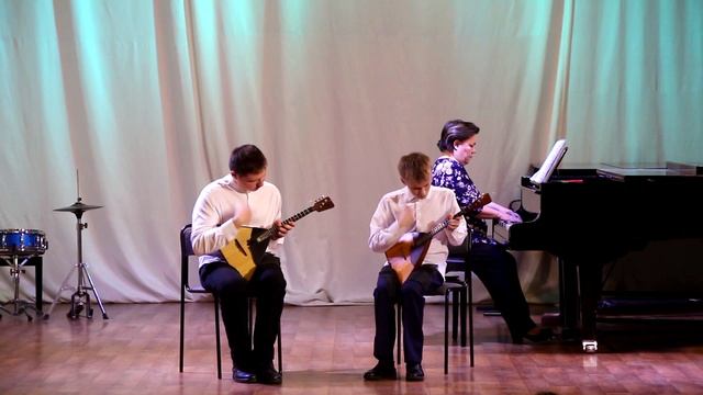 03 Евгений Дербенко "Дорога в Карачев", исп. дуэт балалаечников пед. Храпова Т.Е. конц. Чупина З.В смотреть онлайн