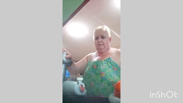 31. ПРИВЕТ ИЗ КРЫМА. ЛЕТНЕЕ. КАК Я ГОТОВЛЮ ТОМАТНЫЙ СОК. смотреть онлайн