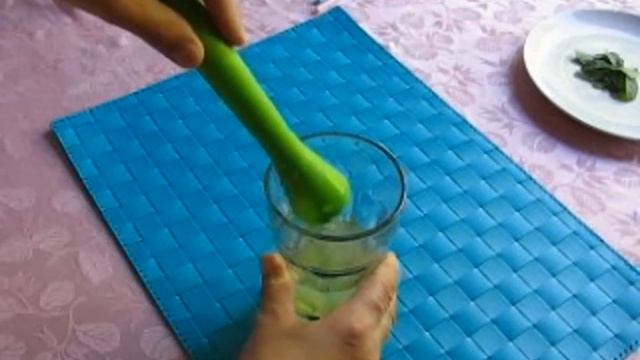 Mojito (mohito) bezalkoholowe à la to z KFC, z syr смотреть онлайн