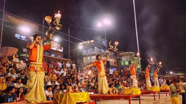 Full Ganga Aarti Varanasi | Banaras Aarti | Ganga Ghat | Holy River Ganges | Kasi Viswanathan Aarti смотреть онлайн