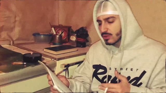 Чипинкос - Старик (Official Music Video) смотреть онлайн