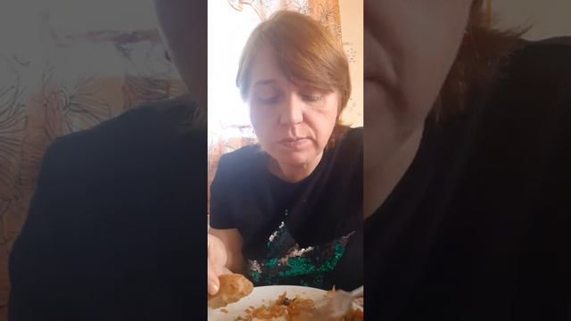 обедаю||болтаем смотреть онлайн
