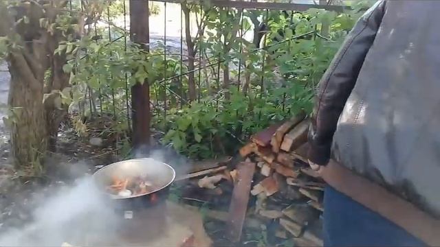 Праздничный плов в казане на костре смотреть онлайн