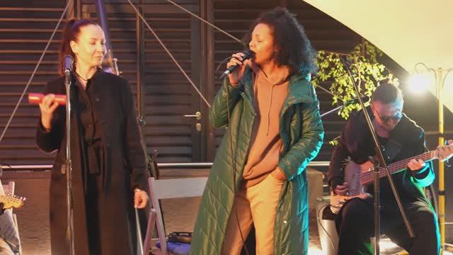 Jazz Party на крыше смотреть онлайн