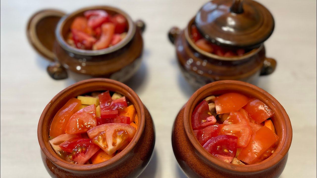 ЖАРКОЕ В ГОРШОЧКАХ ПО ДОМАШНЕМУПростой и Вкусный Рецепт. смотреть онлайн