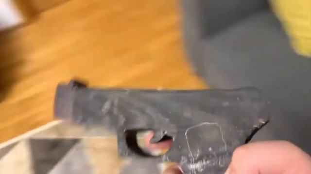 Обзор оружия из бумаги и дерева смотреть онлайн