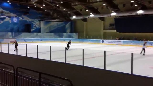 Plushenko, warm up before test skate.mp4 смотреть онлайн
