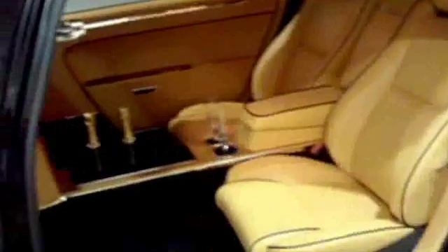 Chrysler 300 Hollywood смотреть онлайн