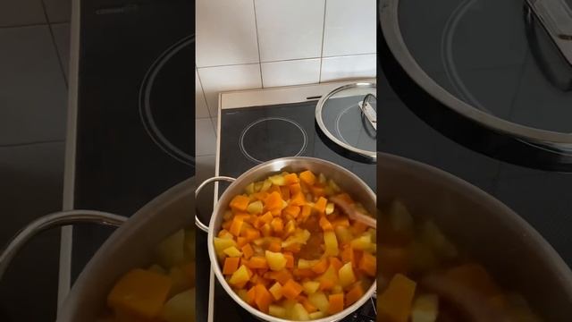 Тыква с яблоками и с рисом . Вкусно.Сам себе кулинар. смотреть онлайн