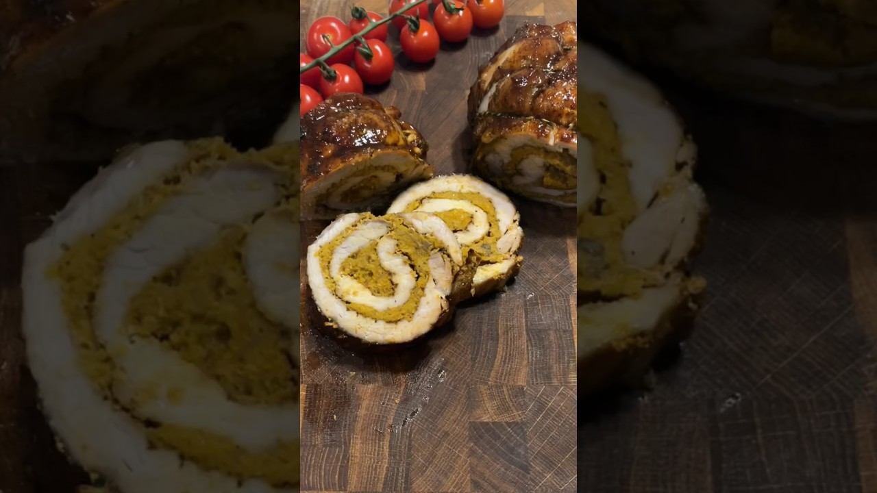 МЯСНОЙ РУЛЕТ на праздничный стол#shorts #рецепт #мясо #рулет смотреть онлайн