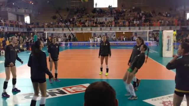 Turche o brasiliane? Le ragazze del VafiBank Istanbul strepitose anche nel calcio! смотреть онлайн