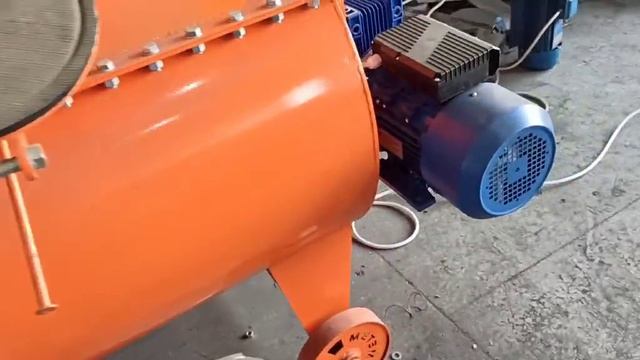 ПЕНОБЕТОНОСМЕСИТЕЛЬ «МЕТЕМ-360» в работе смотреть онлайн