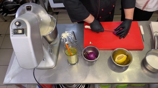 Рецепт страви "Верін з авокадо і лососем" смотреть онлайн