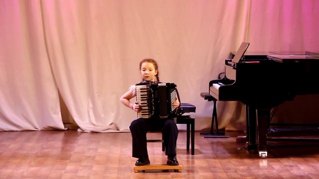 02 Роман Бажилин "Камаринская", исп. Дерендяева Ульяна, пед. Зорина Т.В. смотреть онлайн